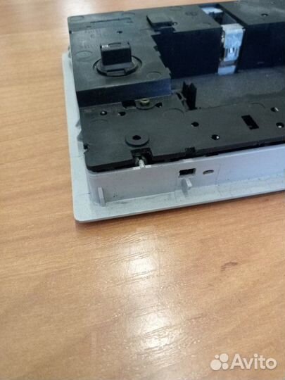 Плафон салонный передний Volkswagen Polo хетчбек