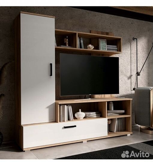 Стенка в гостиную