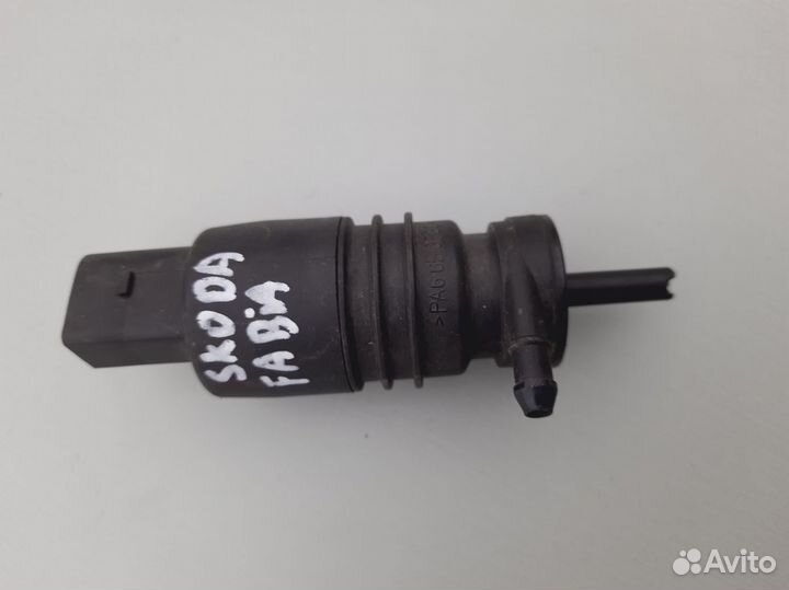 Насос омывателя лобового стекла Skoda Fabia