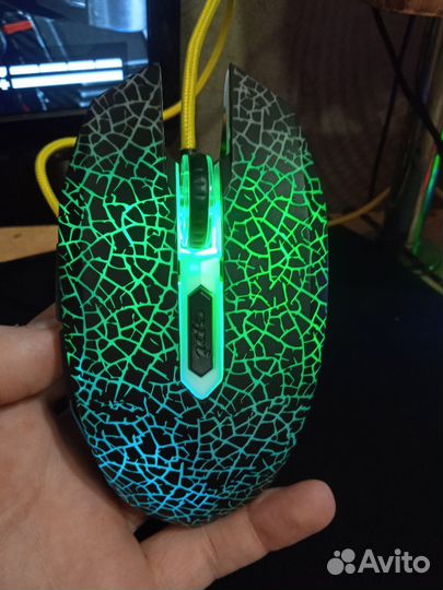 Мышь проводная Qumo Dragon War Solaris + коврик