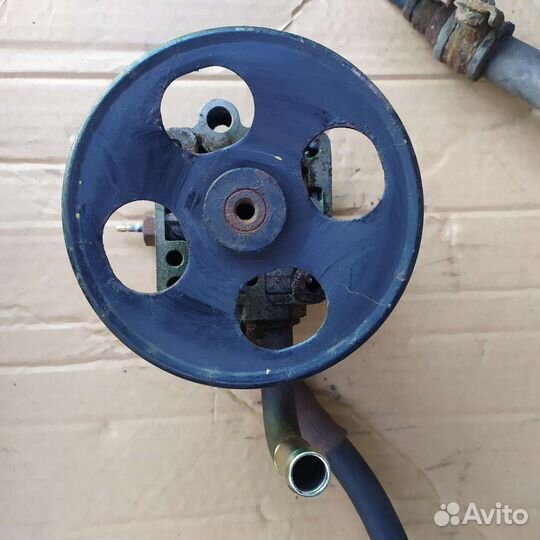 Mitsubishi galant насос гура