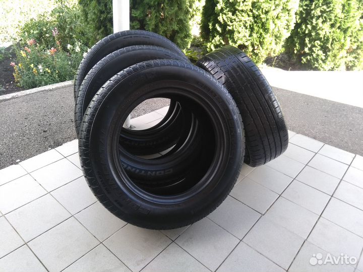 Continental ContiCrossContact LX 215/65 R16 98H