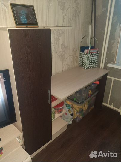 Продаю компьютерный стол