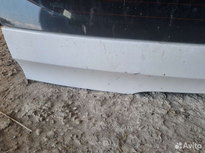 Крышка багажника на BMW E53