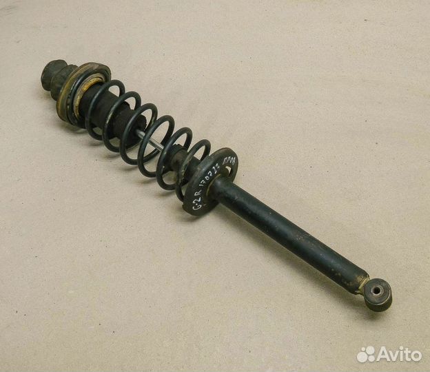 Стойка задняя VW Golf 2