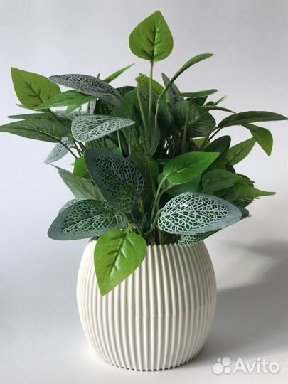 Искусственная трава в кашпо