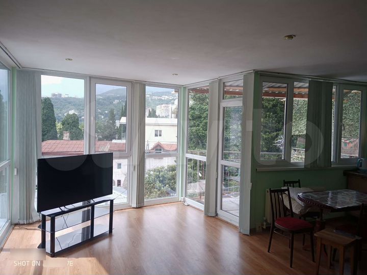 Квартира-студия, 41 м², 2/2 эт.