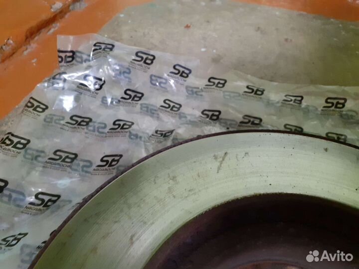 Диск амортизатор стойка