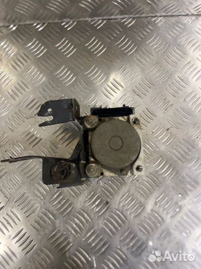 Блок abs Nissan Almera G15