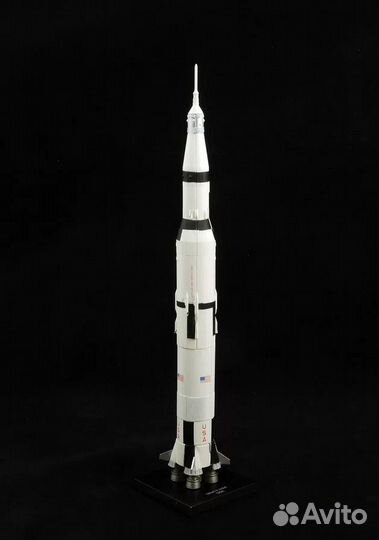 Модель ракеты Сатурн 5 Deagostini 1/500