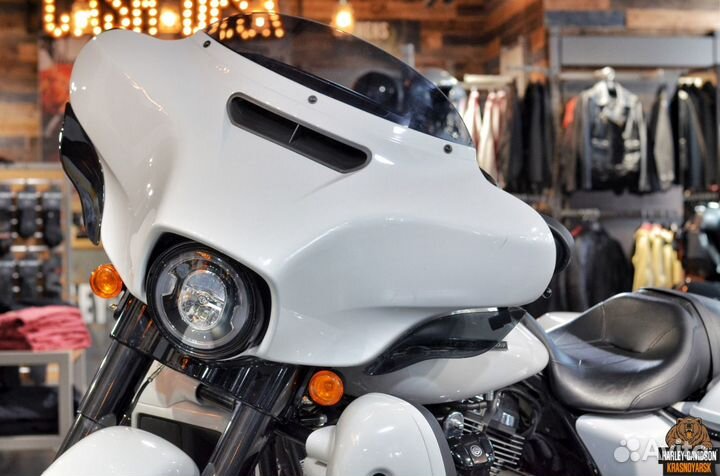 Harley-Davidson Street Glide Special