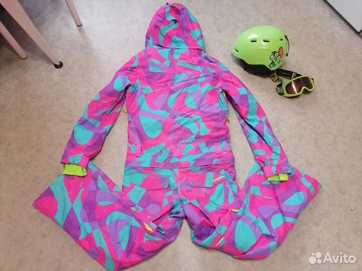 Комбинезон для сноуборда, горных лыж