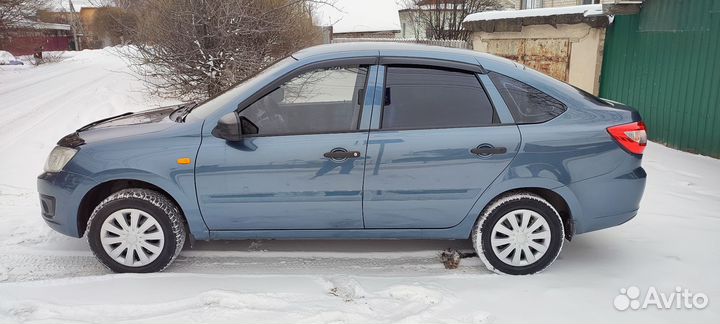 LADA Granta 1.6 МТ, 2014, 235 100 км