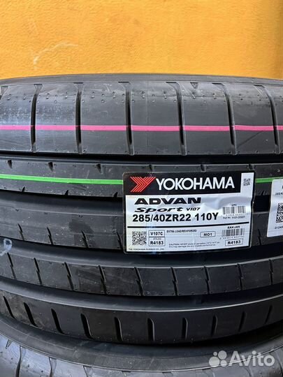 Yokohama Advan Sport V107C 285/40 R22