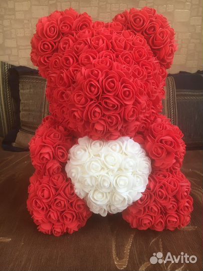 Медведь из роз