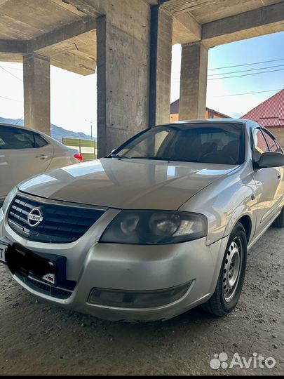 Продою капот на nissan