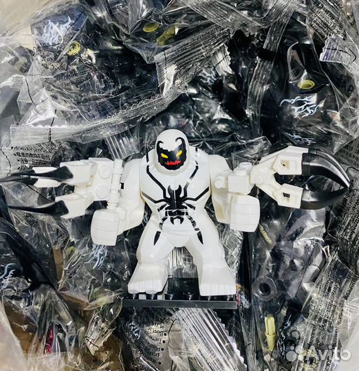 Супергерои Халк Танос Веном Карнаж Аналоги