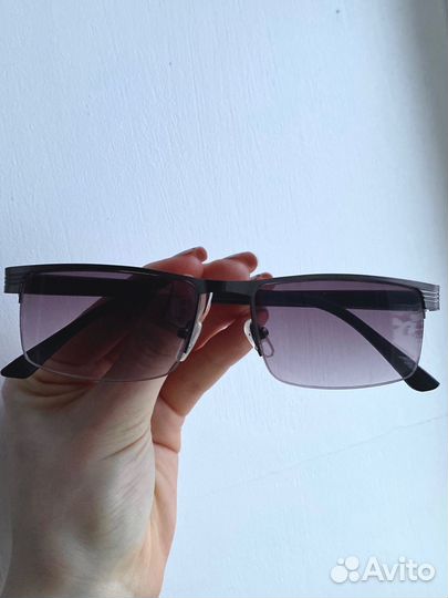 Очки с диоптриями -1