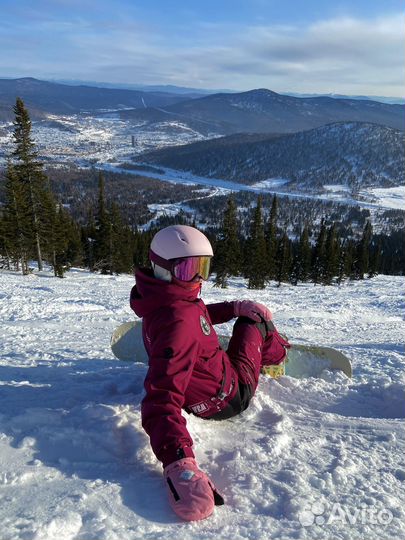 Сноубордический комбинезон женский