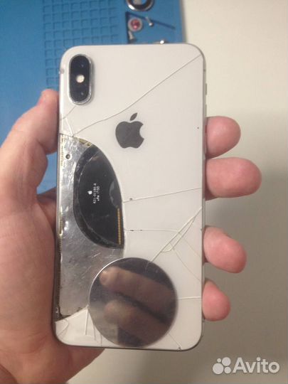 iPhone X, 64 ГБ