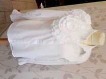 Блузка женская белая с цветком 46