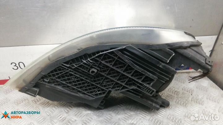 Фара левая Skoda Octavia 2 (A5) рест. 2012