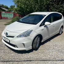 Toyota Prius Alpha 1.8 CVT, 2011, 170 000 км, с пробегом, цена 1 315 000 руб.