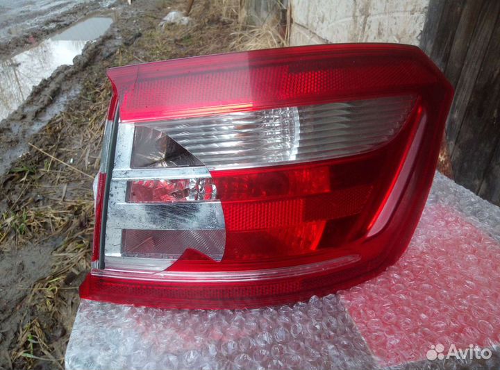 Лада веста приора задний правый фонарь