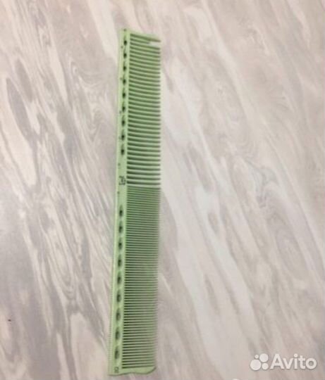 Расчески парикмахерские,карбоновые