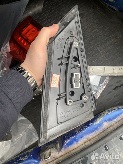 Зеркало заднего вида правое kia carnival 2018