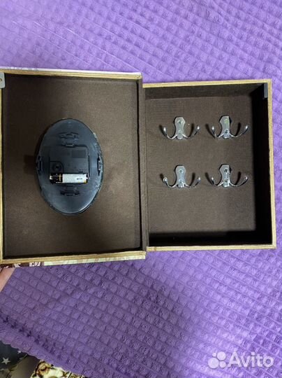 Ключница настенная с часами