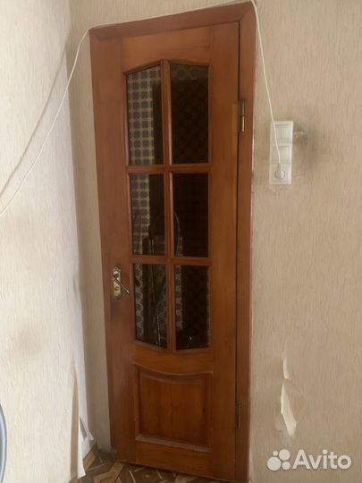 Двери межкомнатные из дерева