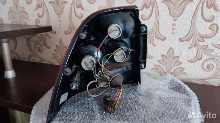 Задний фонарь priora правый завод