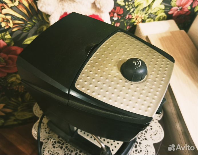 Кофеварка DeLonghi EC 155 рожковая