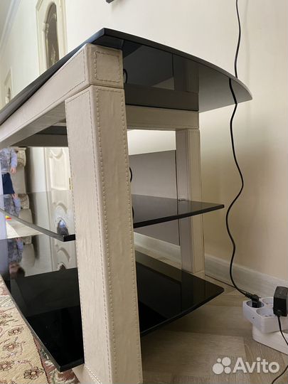 Подставка под телевизор