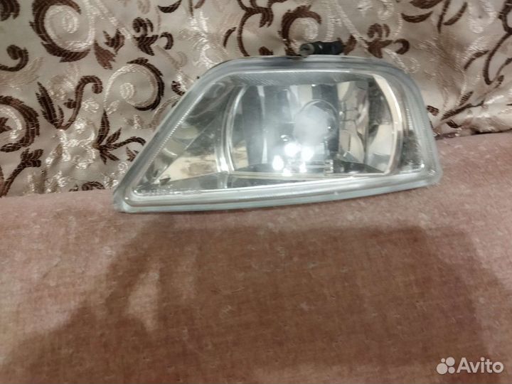 Противо угонная фара на авто Форд Фокус 1