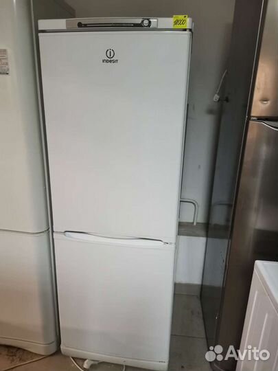 Холодильник indesit чистый+Доставка