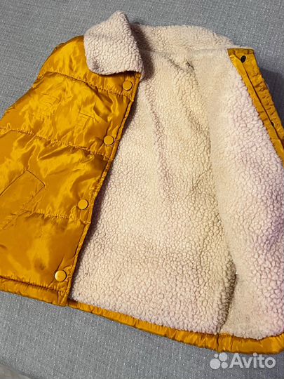 Жилетка детская 120 р-р на мальчика или девочку