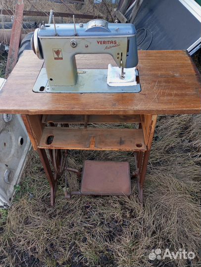 Швейная машинка