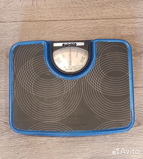 Весы напольные механические 