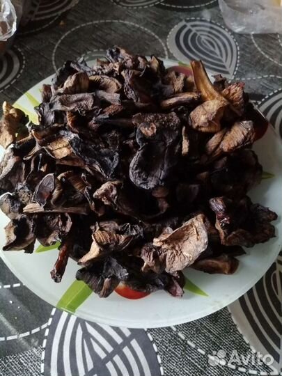 Сушеные грибы подосиновики, подберезовики