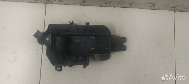 Корпус воздушного фильтра Volvo S80