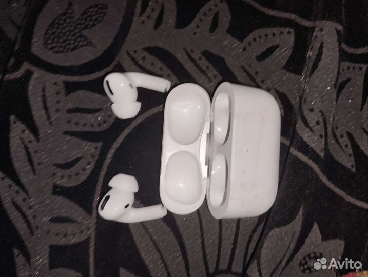 Apple airpods PRO