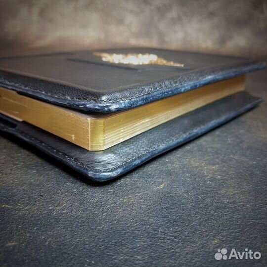 Ежедневник кожа, бронза герб РФ А4