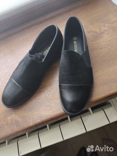Лоферы женские