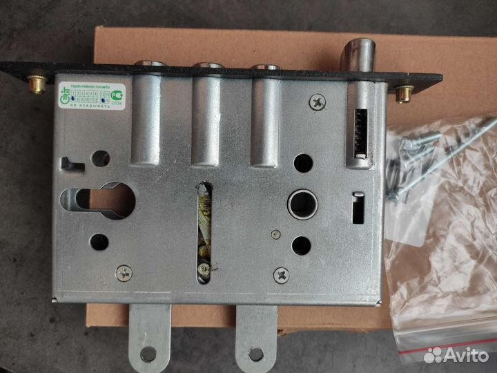 Дверной замок Крит 3Вк-7рм-006 вкладного типа