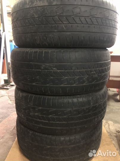 Goodyear Excellence 255/45 R20