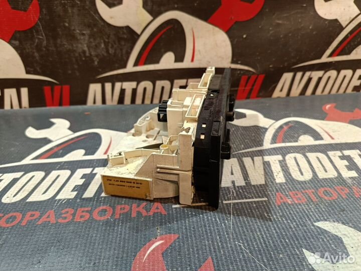 Блок управления печкой Volkswagen Passat B5