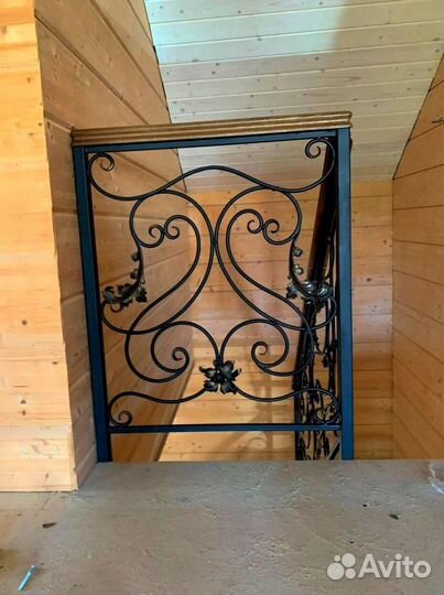 Лестницы с поворотом под ключ