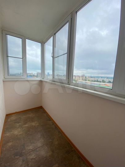 2-к. квартира, 75 м², 8/9 эт.